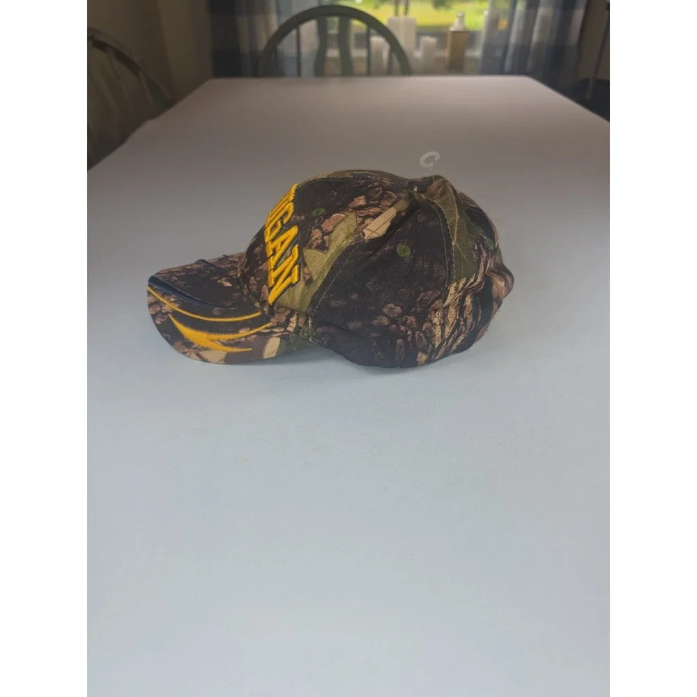 Michigan  Wolverines Como Hat Cap Zephyr Adjustable Strap Cotton- One Size